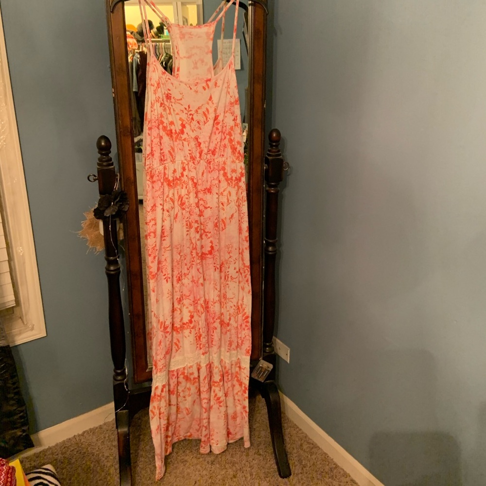 Women’s Patterned Maxi Dress